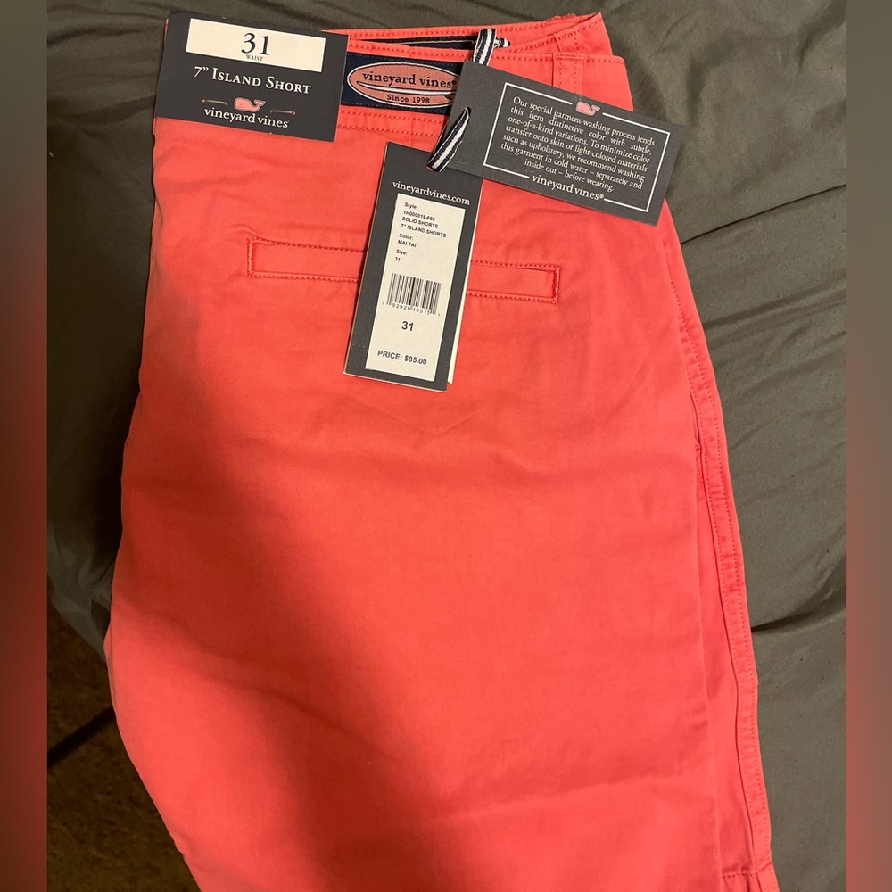 Vineyard Vines 7” Island Shorts